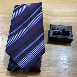 Croft & Barrow tie and Cufflinks set